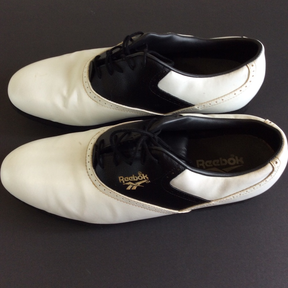 Reebok golf shoe